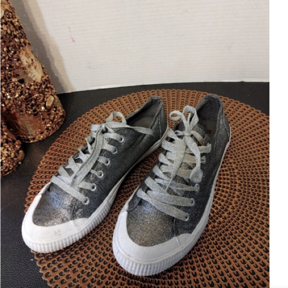 Mossimo Metallic Silver Sneakers Size 9 - Picture 3 of 3